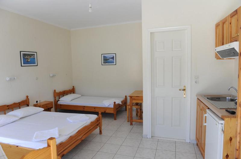 Mediterraneo Studios Vasilikí Quarto foto