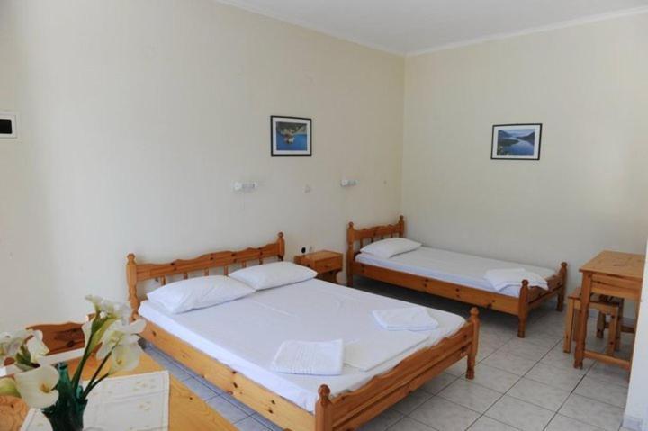 Mediterraneo Studios Vasilikí Quarto foto